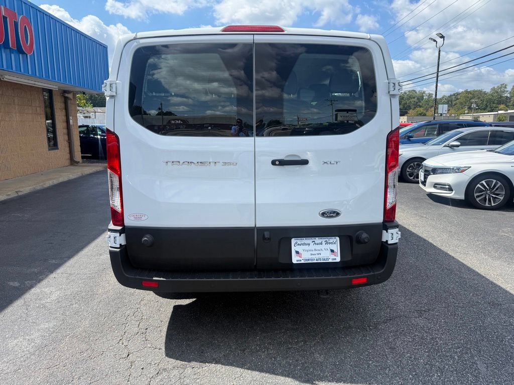 Used 2024 Ford Transit 350 XLT RWD image 13