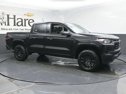 New 2026 Chevrolet Colorado W/T w/ WT Custom Package AWD/4WD image 6