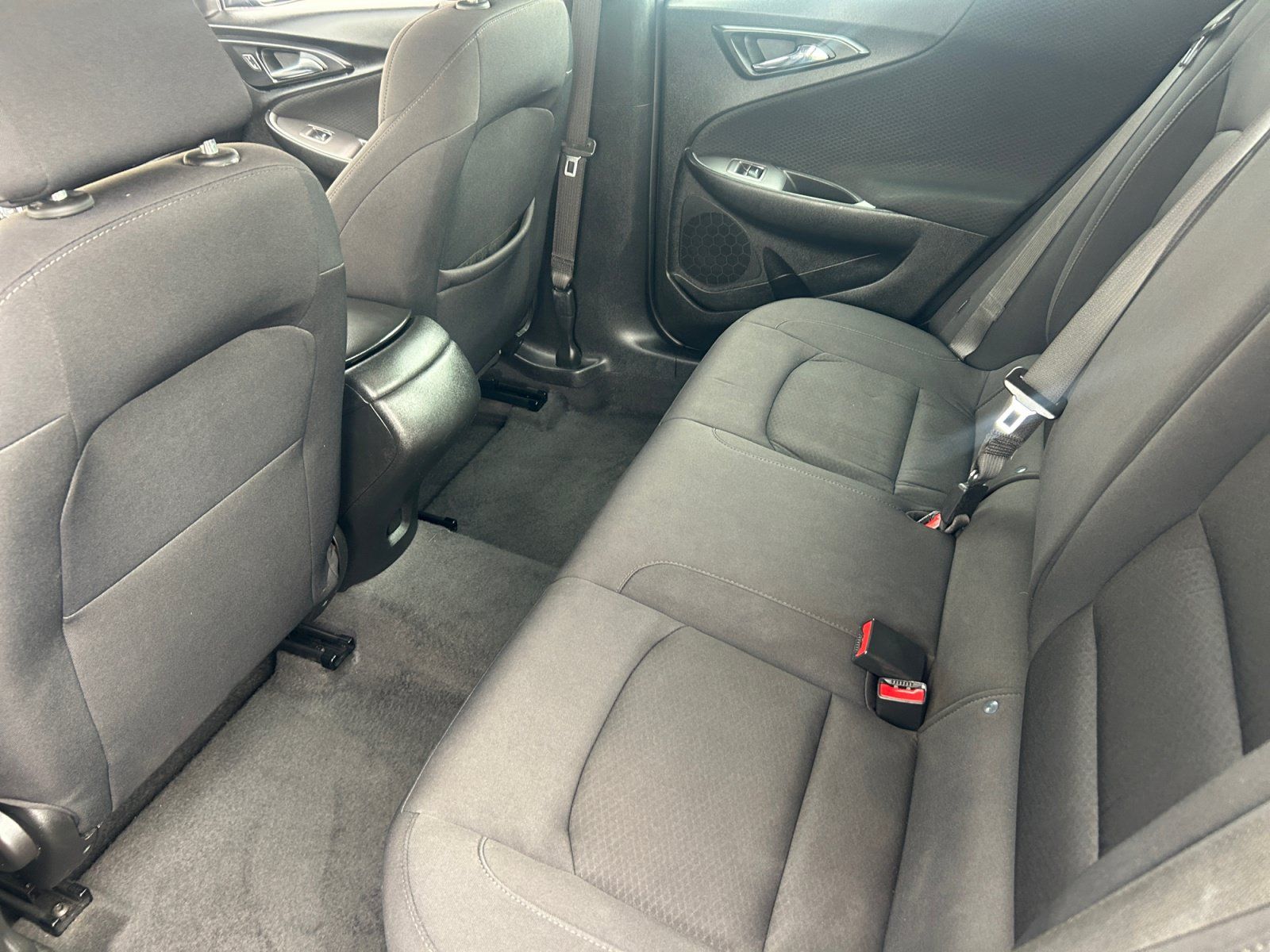 Used 2023 Chevrolet Malibu LS FWD image 17