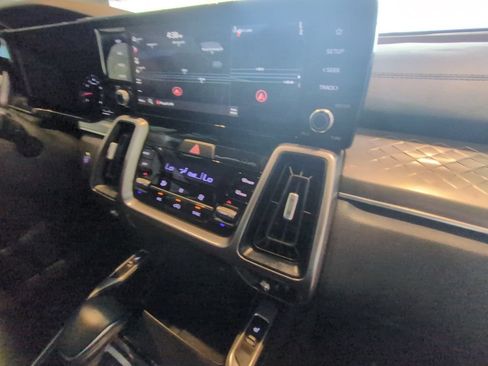 Used 2023 Kia Sorento S FWD image 22