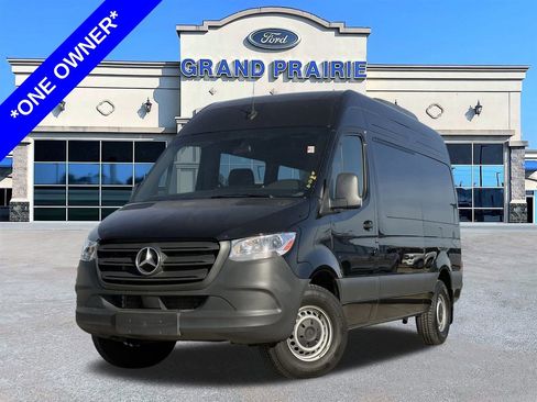 Used 2024 Mercedes-Benz Sprinter 2500 image 1