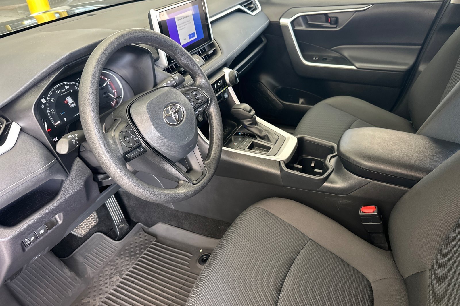 Used 2025 Toyota RAV4 LE FWD image 9
