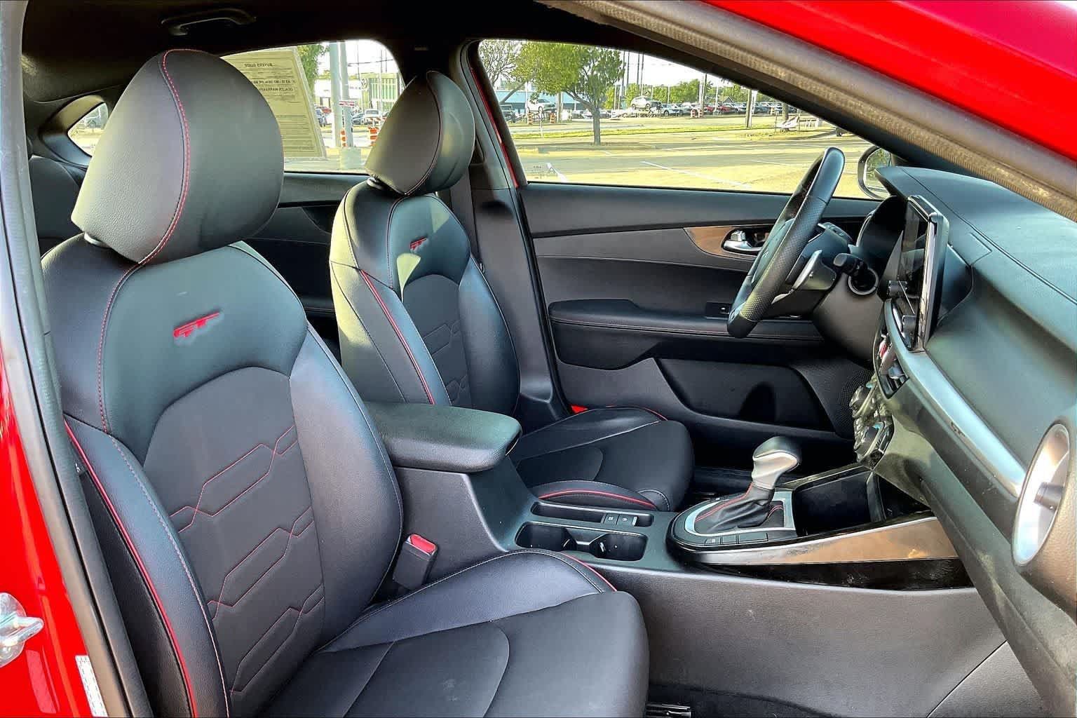 Certified 2023 Kia Forte GT FWD image 11