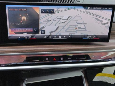 New 2026 BMW 750e xDrive AWD/4WD image 12