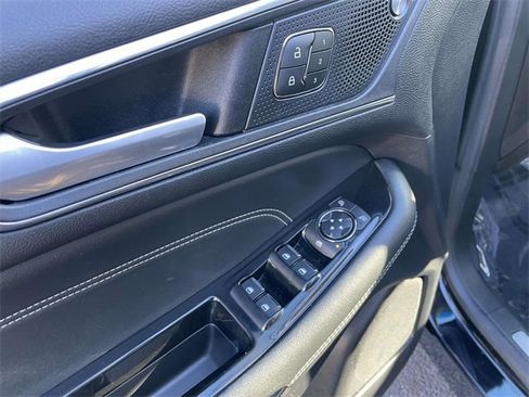 Used 2020 Ford Edge Titanium w/ Cargo Accessory Package image 10