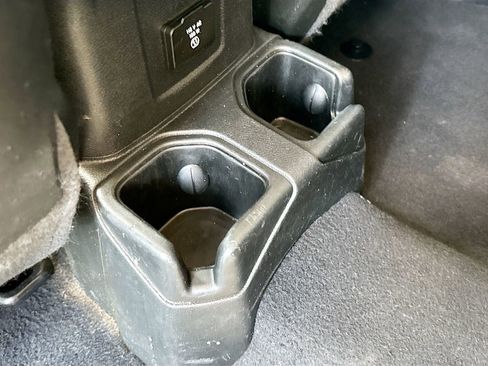 Used 2022 Jeep Wrangler Unlimited Rubicon w/ Steel Bumper Group image 30