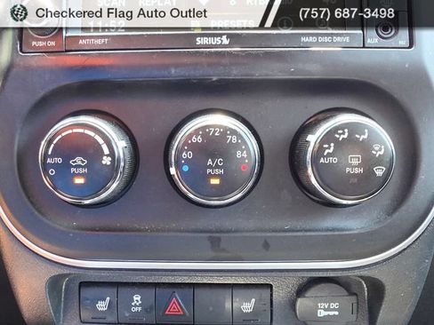 Used 2016 Jeep Compass Latitude AWD/4WD image 16