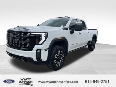 Used 2024 GMC Sierra 2500 Denali Ultimate image 7