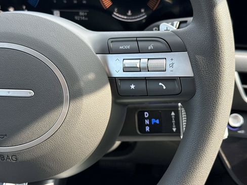 Certified 2025 Hyundai Sonata SEL AWD/4WD image 9