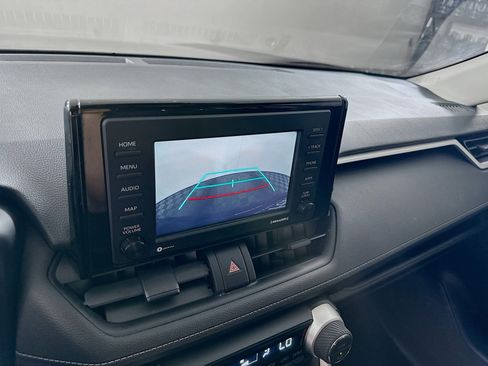 Used 2020 Toyota RAV4 XLE w/ Convenience Package AWD/4WD image 22