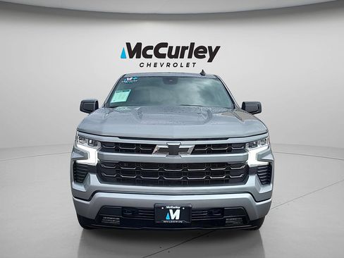 Used 2026 Chevrolet Silverado 1500 RST AWD/4WD image 2