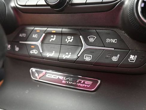 Used 2019 Chevrolet Corvette Stingray Convertible w/ 2LT Preferred Equipment Group RWD image 17