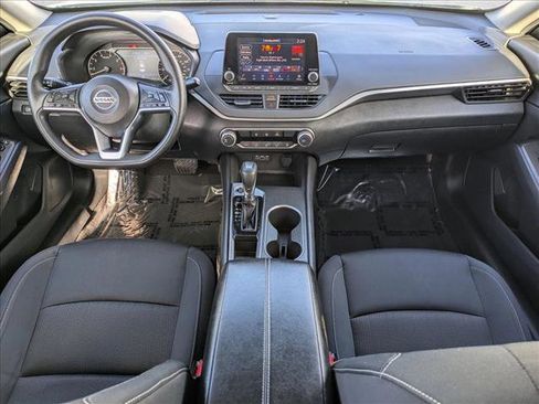 Used 2022 Nissan Altima 2.5 SV image 16