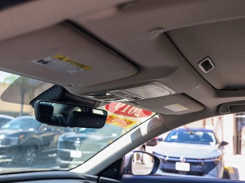 Used 2019 Honda Accord Touring image 13