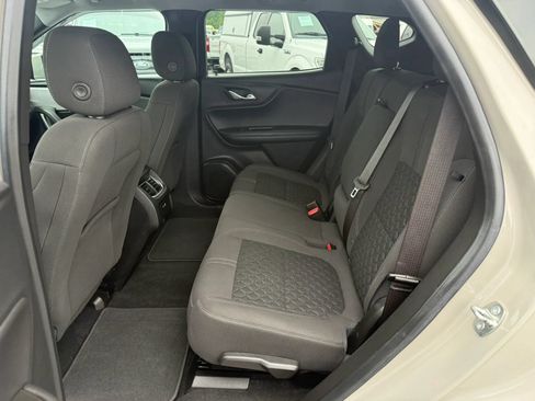 Used 2021 Chevrolet Blazer LT FWD image 15