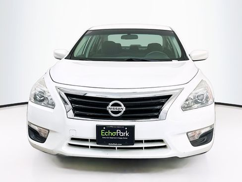 Used 2014 Nissan Altima 2.5 S FWD image 2