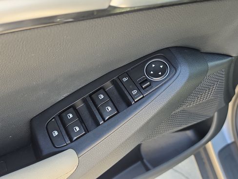 Certified 2021 Kia Seltos EX AWD/4WD image 18