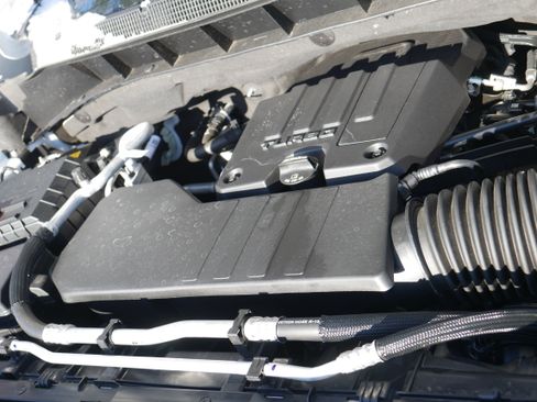 Certified 2025 Chevrolet Silverado 1500 LT image 9