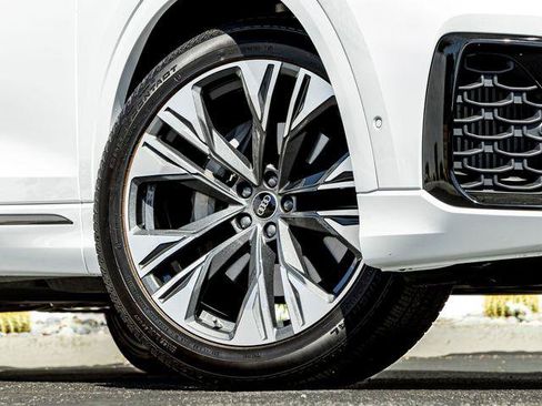 Certified 2026 Audi Q8 Premium Plus AWD/4WD image 6