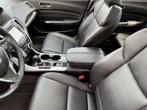 Used 2020 Acura TLX FWD image 18