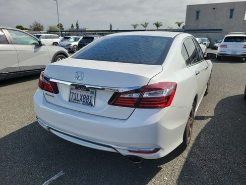 Used 2016 Honda Accord LX image 5