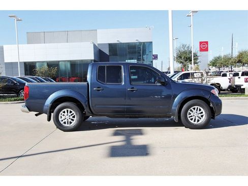Used 2021 Nissan Frontier SV image 7