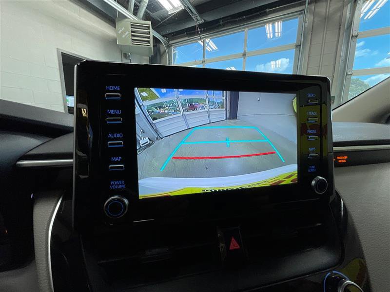 Used 2020 Toyota Corolla LE FWD image 19