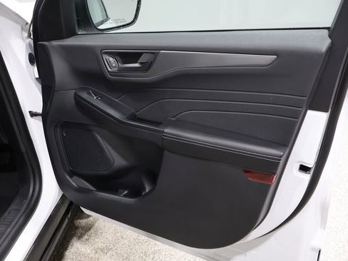 Used 2025 Ford Escape Active image 23