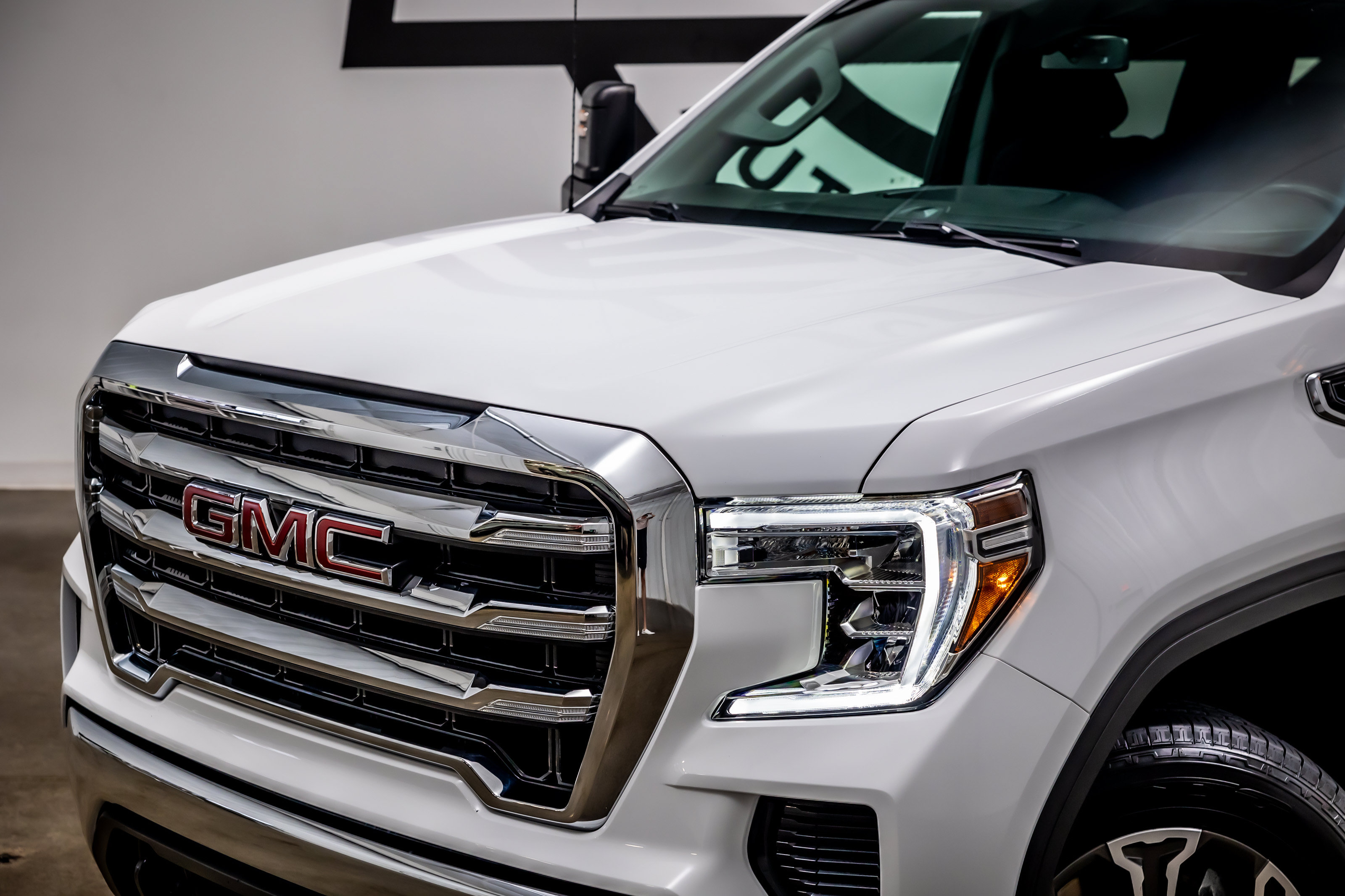 Used 2021 GMC Sierra 1500 SLE AWD/4WD image 19