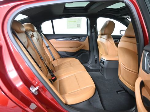Used 2025 Cadillac CT5 Premium Luxury w/ Platinum Package AWD/4WD image 16