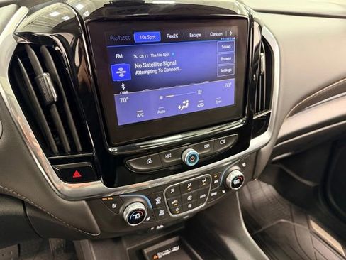 Certified 2020 Chevrolet Traverse Premier w/ Redline Edition AWD/4WD image 13