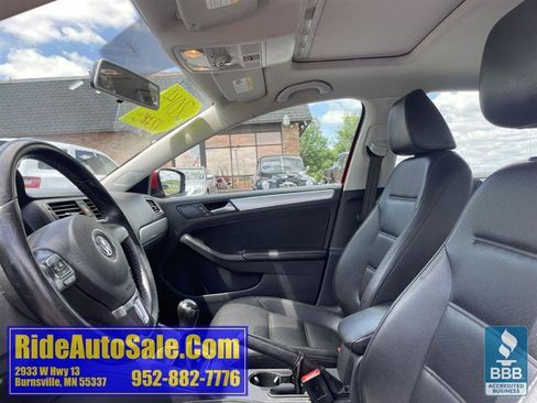 Used 2014 Volkswagen Jetta SE FWD image 10