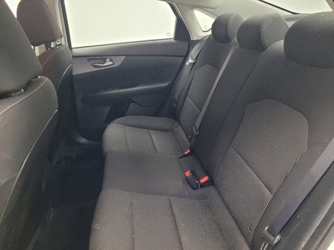 Used 2020 Kia Forte LXS FWD image 18