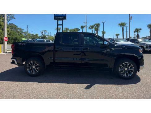 Used 2023 Chevrolet Silverado 1500 LT image 5