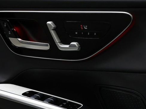 Certified 2026 Mercedes-Benz GLC 43 AMG 4MATIC image 26