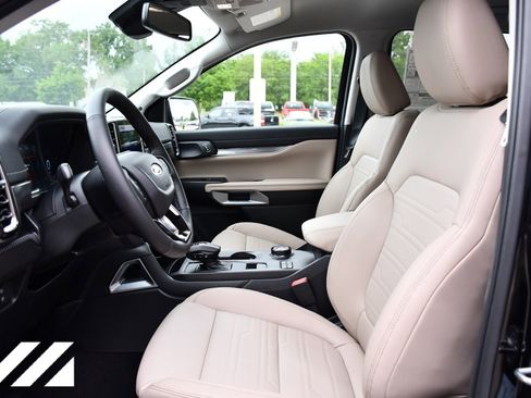 New 2024 Ford Ranger Lariat w/ Trailer Tow Package image 9