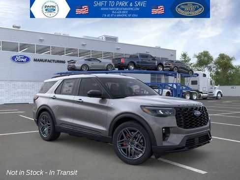 New 2026 Ford Explorer ST-Line w/ ST-Line Street Pack AWD/4WD image 1