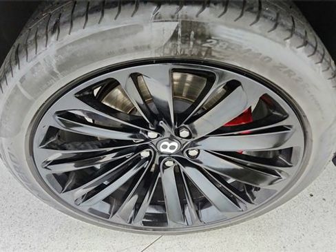 Used 2022 Bentley Bentayga Speed image 54