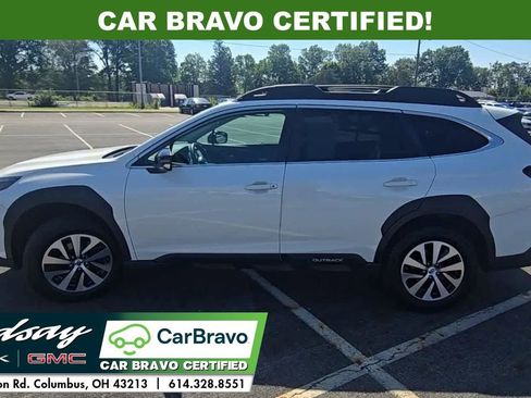 Used 2023 Subaru Outback Premium image 5