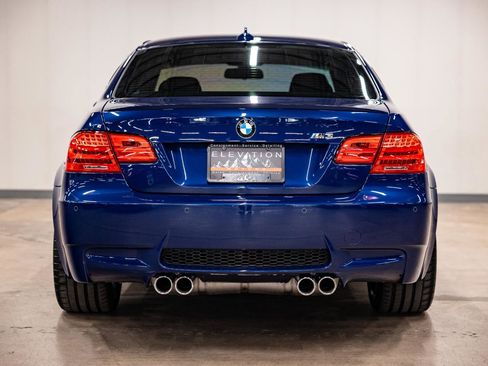 Used 2011 BMW M3 Coupe RWD image 3