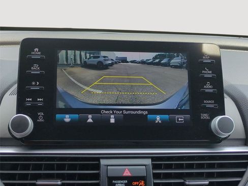 Used 2020 Honda Accord Touring image 23