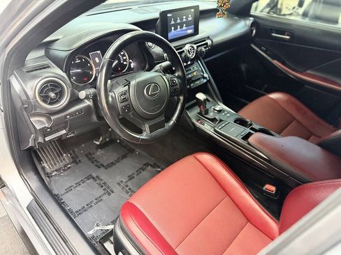 Used 2022 Lexus IS 300 RWD image 3