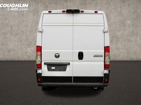 New 2024 RAM ProMaster 3500 w/ Quick Order Package 22G SLT image 8