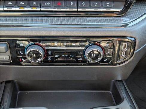 Used 2024 Chevrolet Silverado 1500 ZR2 w/ LPO, Dark Essentials Package image 28