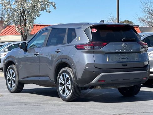 Used 2023 Nissan Rogue SV AWD/4WD image 6