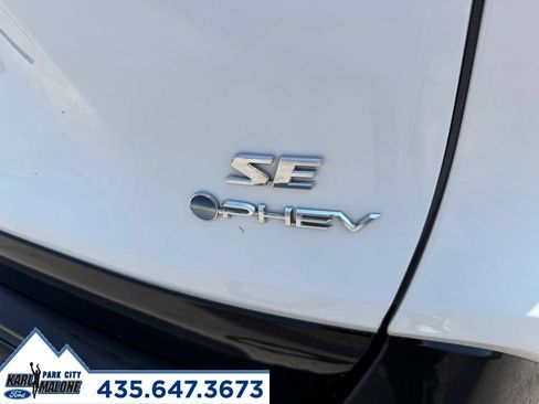 Used 2025 Toyota RAV4 SE AWD/4WD image 10