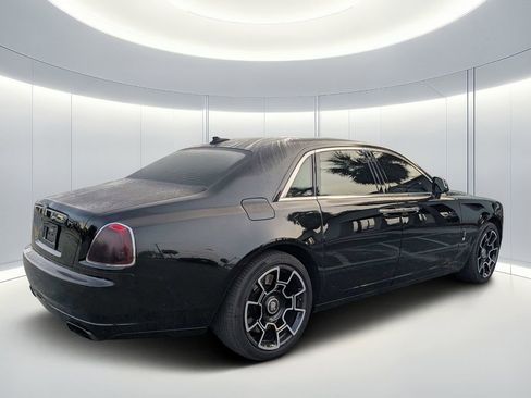 Used 2017 Rolls-Royce Ghost image 4