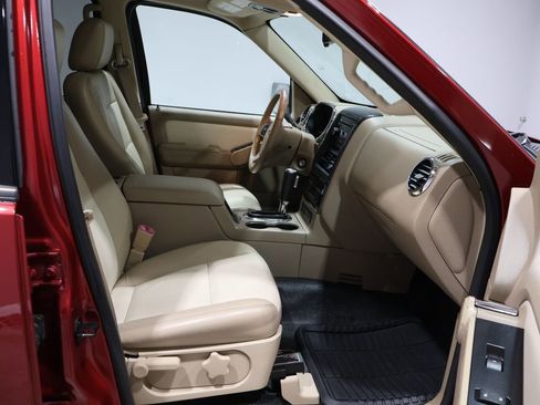 Used 2008 Ford Explorer Sport Trac Limited image 23