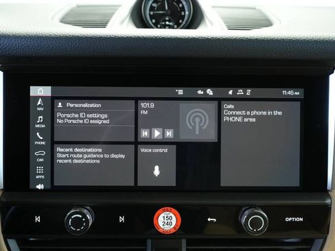 New 2026 Porsche Macan AWD/4WD image 17