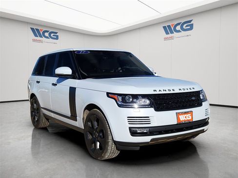 Used 2017 Land Rover Range Rover Supercharged image 2